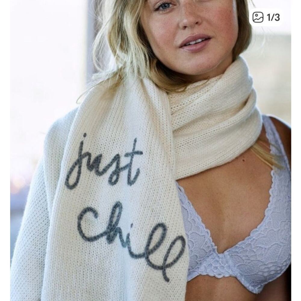 NWT Aerie "Just Chill" Pompom Cream Embroidered Knit Scarf, OS - Picture 2 of 8